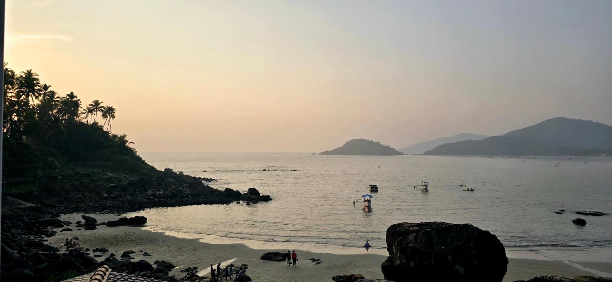 Pacific Sunset View Palolem Hotel Ruang foto